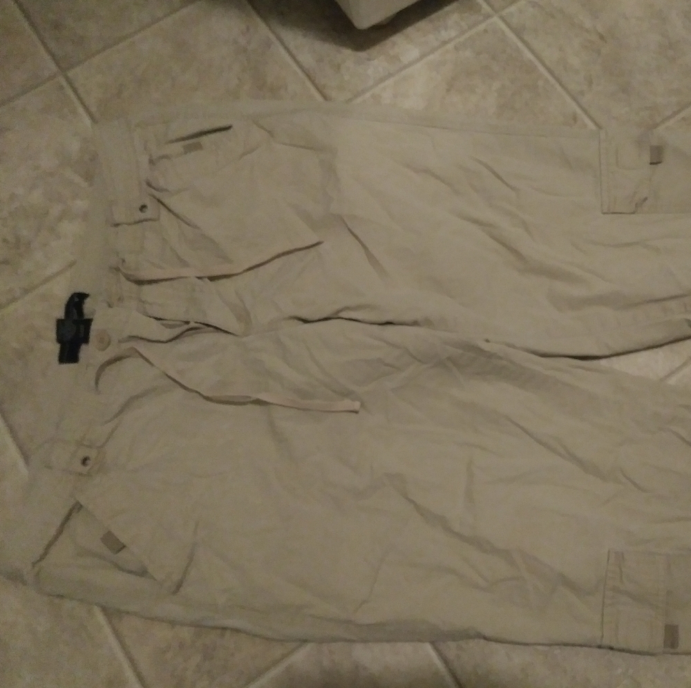 Capris Size 16